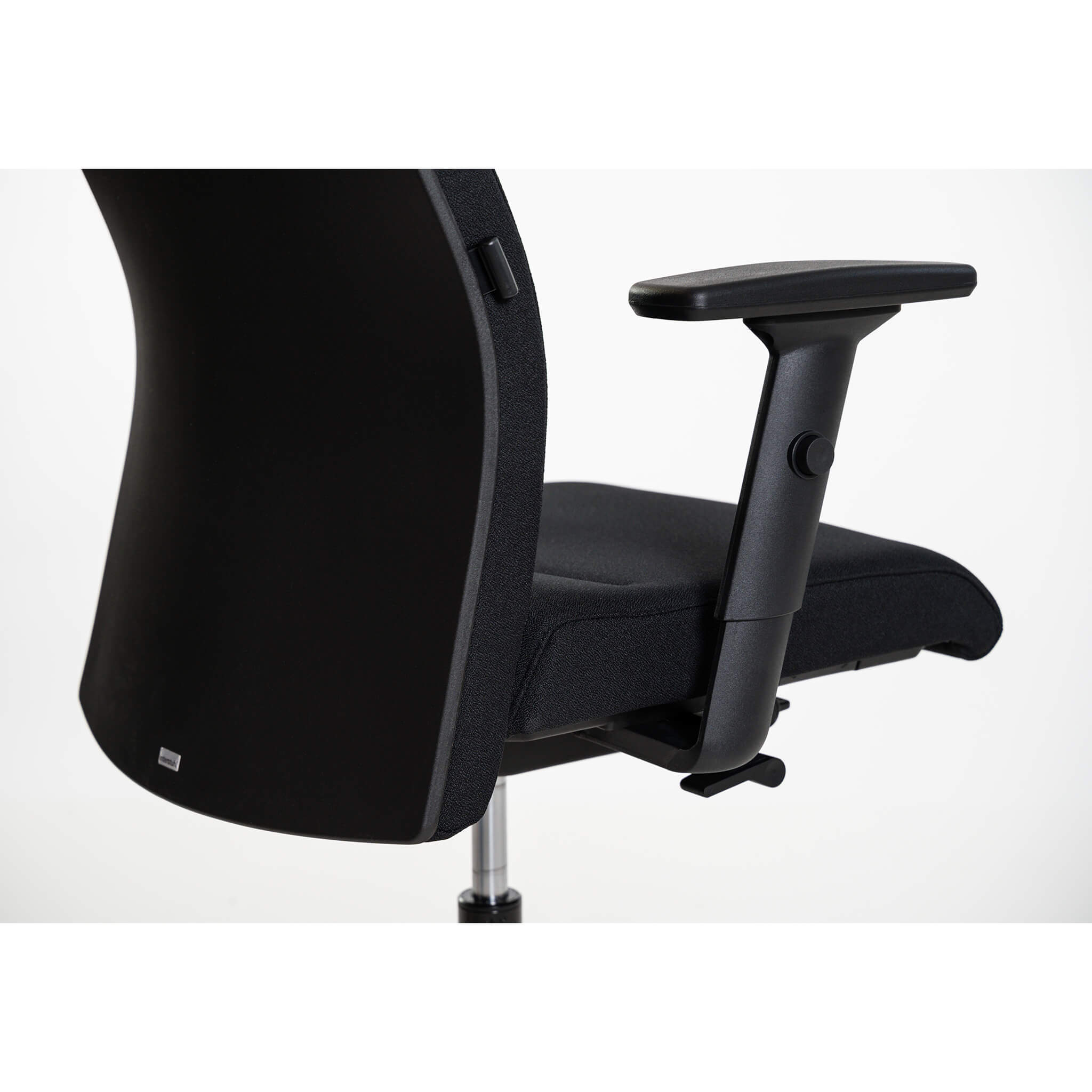 Interstuhl 139RS Bürostuhl, Black Edition mit Lordosenstütze und Sitzneigeverstellung