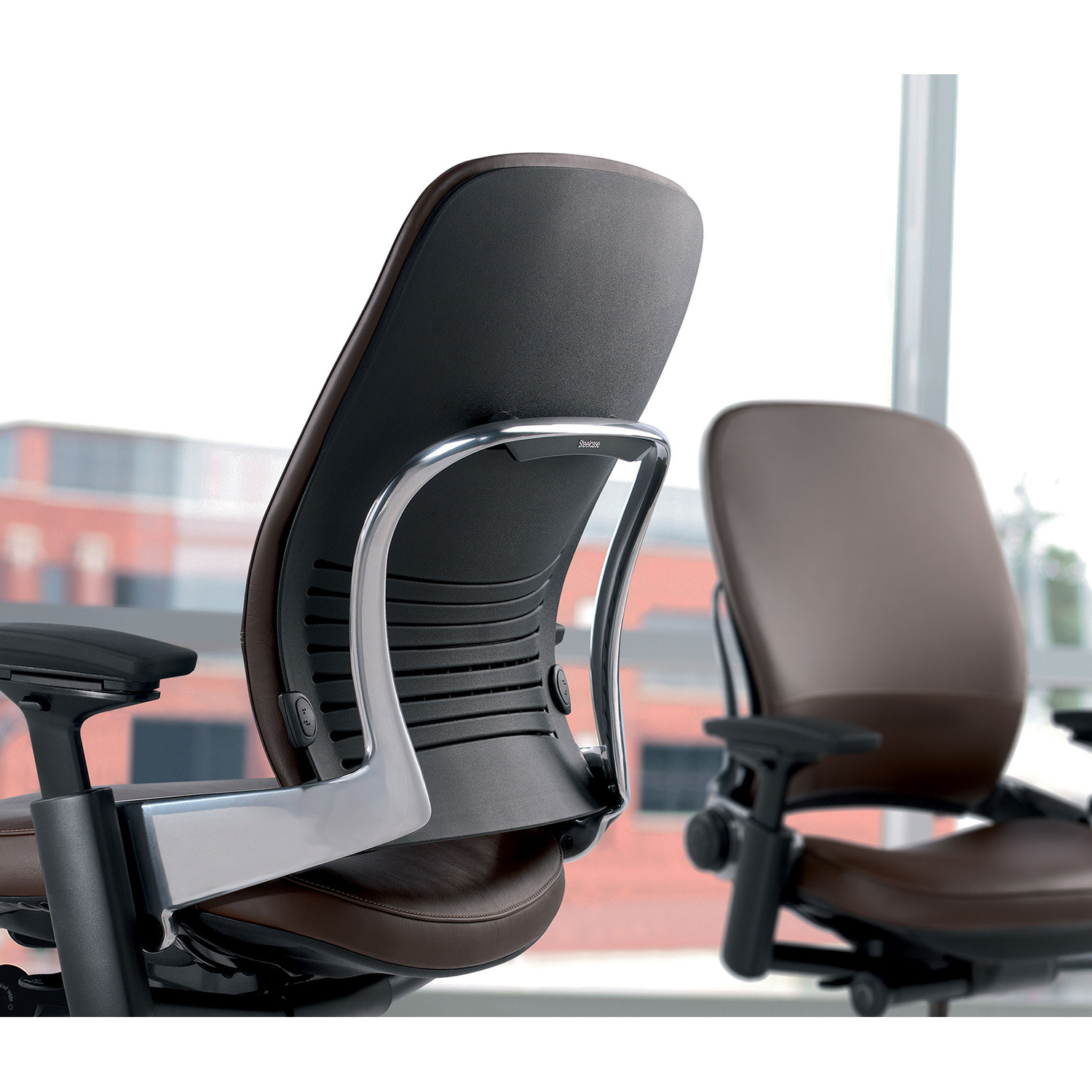 Steelcase Leap V2 Arbeitsstuhl mit Kopfstütze und Armlehnen