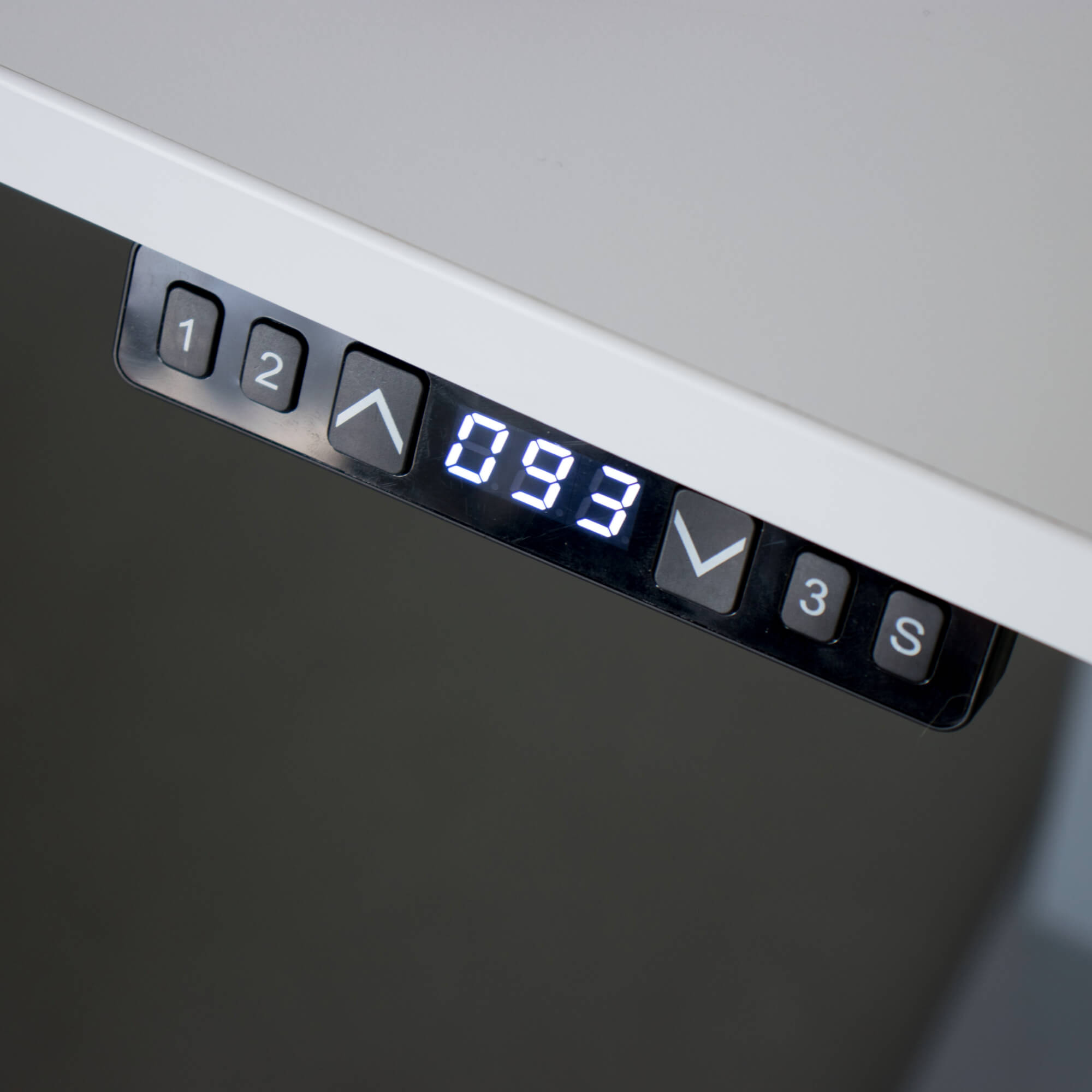 Elektrisch höhenverstellbarer Schreibtisch LIFT.UP Basic 2 - 180x80 cm mit Speicherfunktion