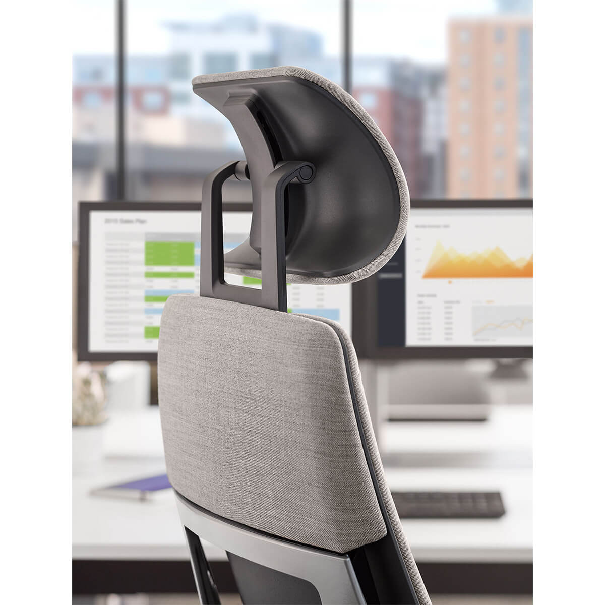 Steelcase GESTURE Arbeitsstuhl mit Kopfstütze und Stofftop